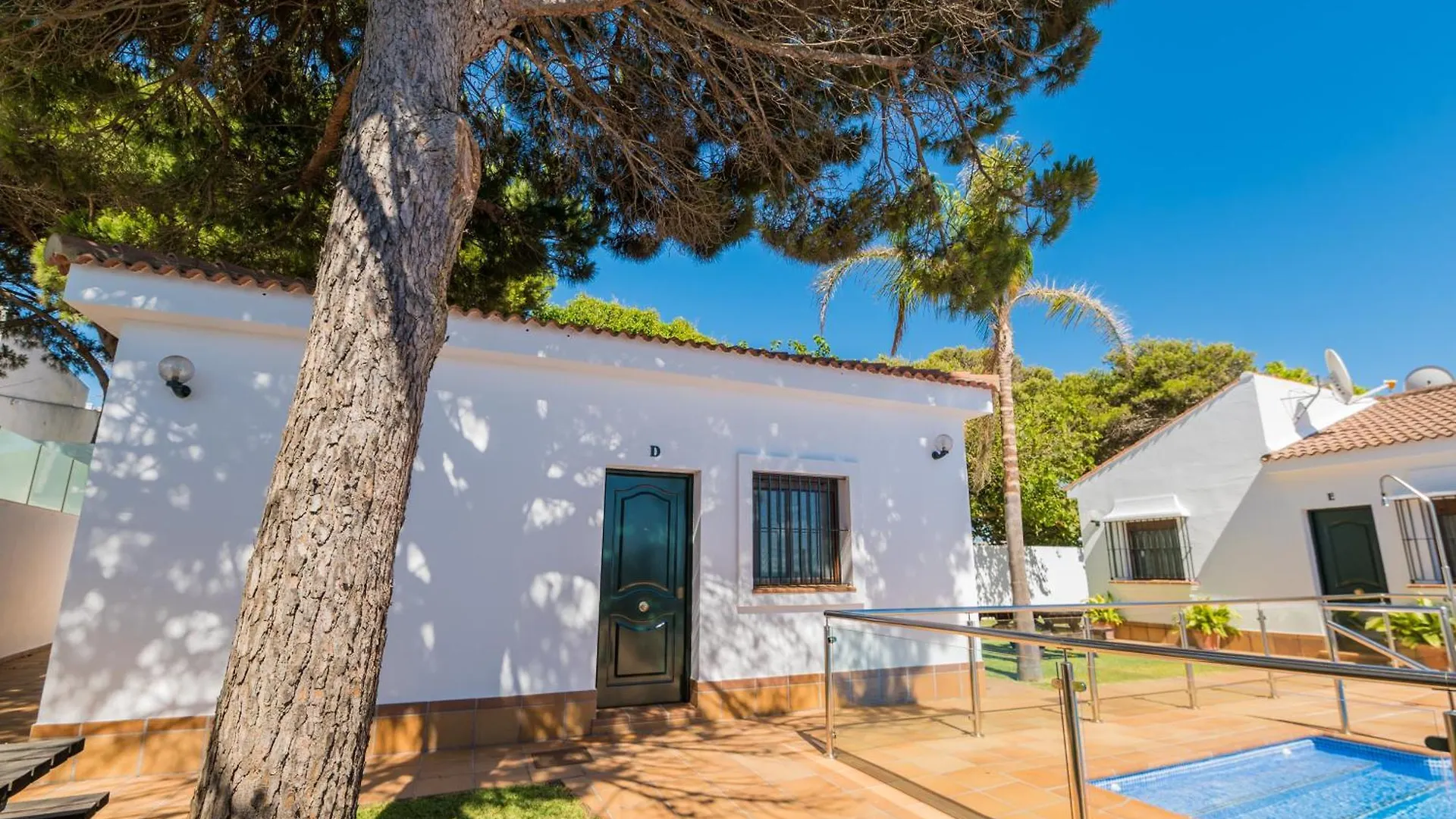 Novobarrosa Apartamentos Turisticos Chiclana de la Frontera 0*,
